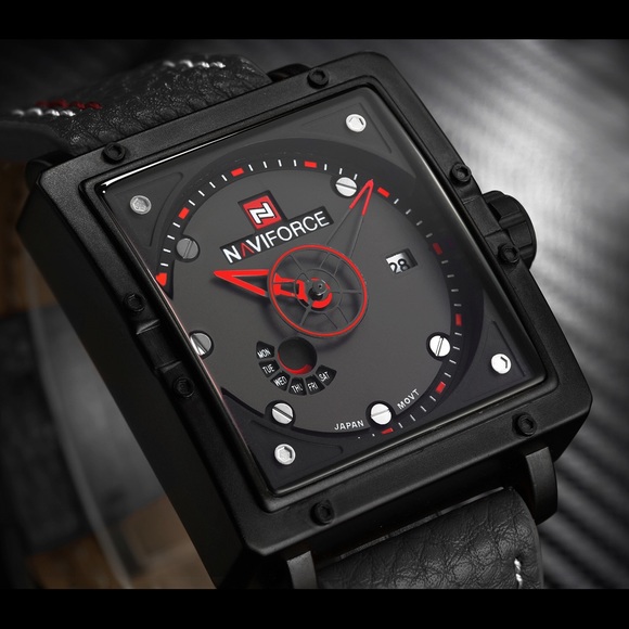 Watch (New with tag 🏷 and box) - Picture 8 of 8